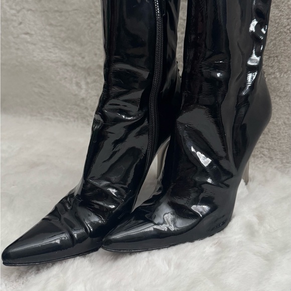 Stuart Weitzman Black Pattern Chain Ankle Boots Luxe Statement Size 7 - Picture 4 of 5